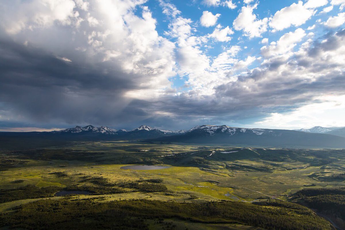 Interior's tweet photo. With views like this, you may never want to leave @YellowstoneNPS #Wyoming https://t.co/PxkePkUfeN