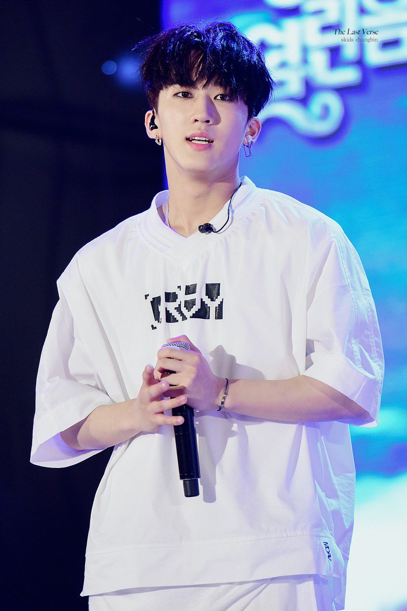 TheLastVerse_cb's tweet photo. 180707 광주 #창빈 #changbin 피어싱 예뻐✨

#StrayKids #스트레이키즈 
@Stray_Kids https://t.co/IZck2sF6wS