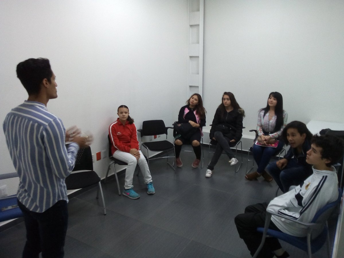 Empoderedtalent's tweet photo. Ya iniciamos el #curso, ¡Bienvenidos #talentos!
#mexico #actuacion #talento #castingcdmx #condesa #laroma #BuenSabado #CDMX #mex https://t.co/XYzZw4C6bl