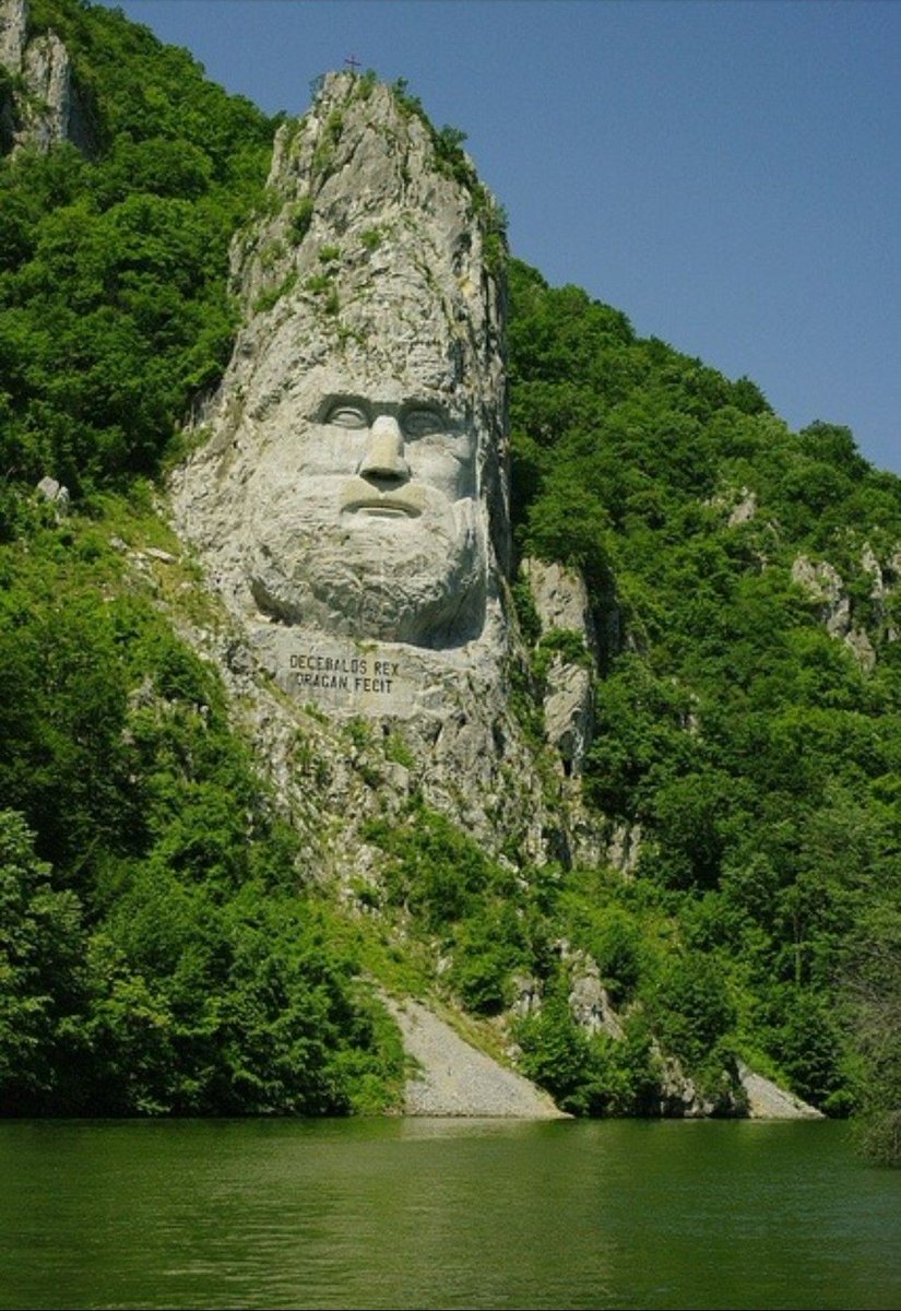 Process Rodeo Vest Twitter 上的 Surprising Romania："Statuia lui Decebal de la Cazanele Dunarii  https://t.co/jqtsIKgszR" / Twitter