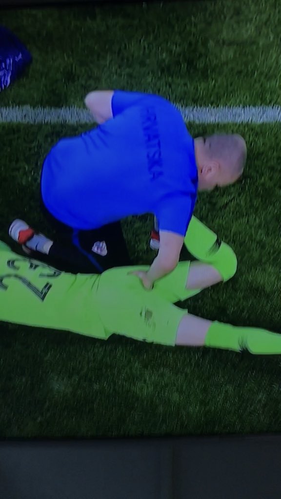 ScottHughe5's tweet photo. Football is not for me 😬 #WorldCup18 https://t.co/IAZNmIMb49