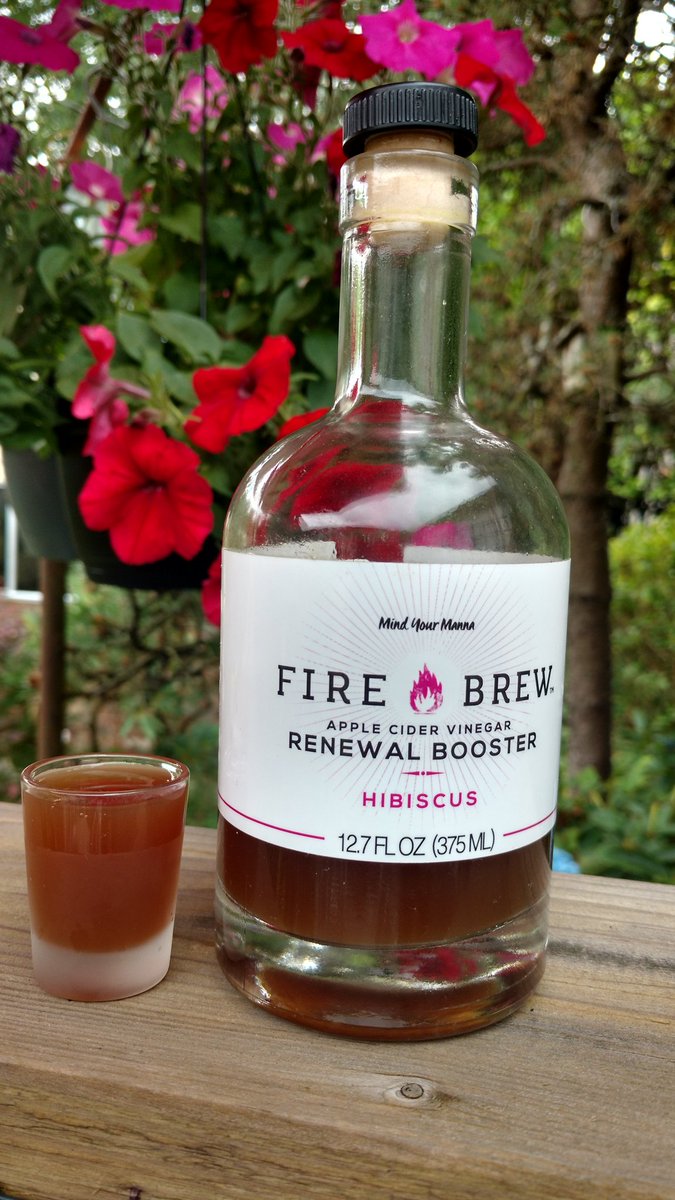 chefpolacanada's tweet photo. Can't say enough about #firebrew so many #benefits #healthtonics #takeashot #dailyhabits #rituals #toyourhealth #guthealth #digestion #circulation #immunesuport #inflamation #energy #IFeelGood @drinkfirebrew @welksonmain @LifestyleMkts @SPUDVancouver @befreshlocal @jarrysmarket https://t.co/kojOMnCjUq