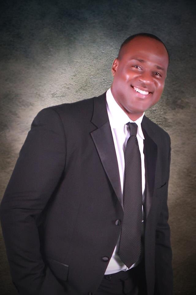 thecafenola's tweet photo. Mon Jul 9th, 3-6PM
Book Signing with former New Orleans Saints Player
Reginald "Reggie" Jones! @RJAnswers
“STILETTOS ON GRIDIRON”
400 Quietwater Beach Road • Pensacola Beach, FL
(Above Key Sailing) https://t.co/XacaNOcgzT
#stilettosongridiron #saints #reggiejones #thecafenola https://t.co/jDC9UsIsgL