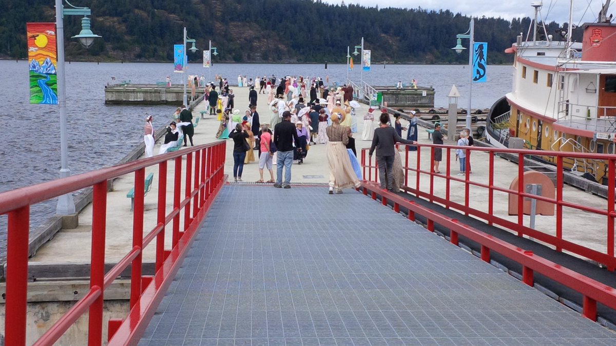 The Jane Austen group at Centennial Pier after the official count of. 349 participants. Well done Tricia Knight!