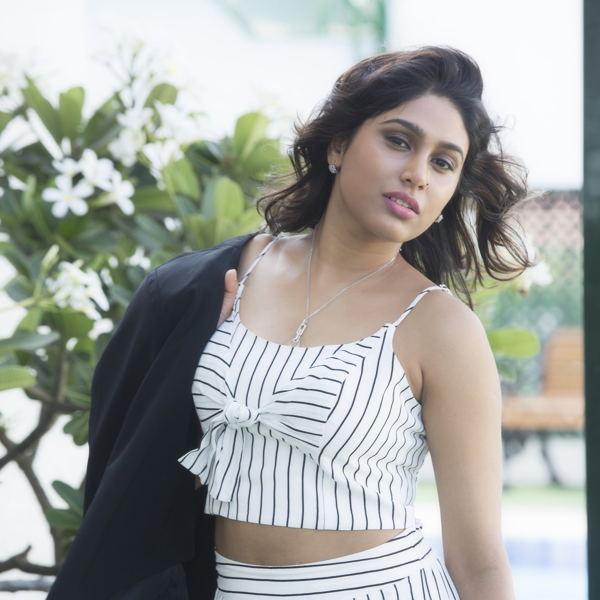 Manisha Yadav on X: "#NewProfilePic Feeling the breeze brushing through my  hair ❤️ https://t.co/jTr04PjOeW" / X