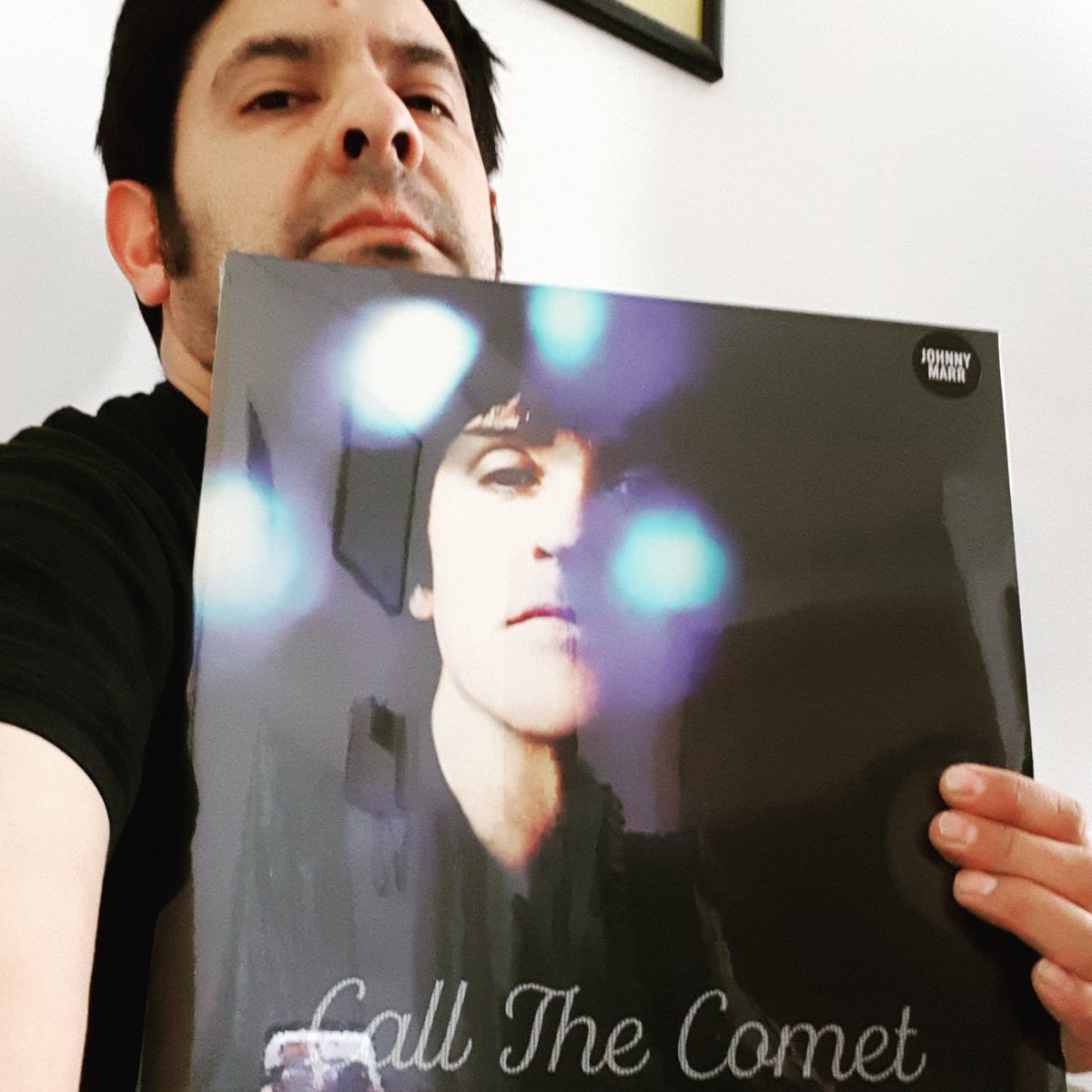 veryjohnnymarr's tweet photo. Sho soy yo!!! 
Llama al cometa
@Johnny_Marr 

#CallTheComet #Vinyl #Deluxe #2018 #NewVoodoo https://t.co/PmqvMvV93s
