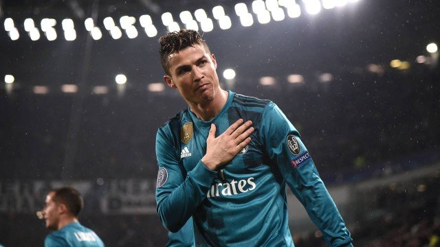 Resultado de imagem para Real 'muda de ideia' e cobra R$680 mi para liberar CR7