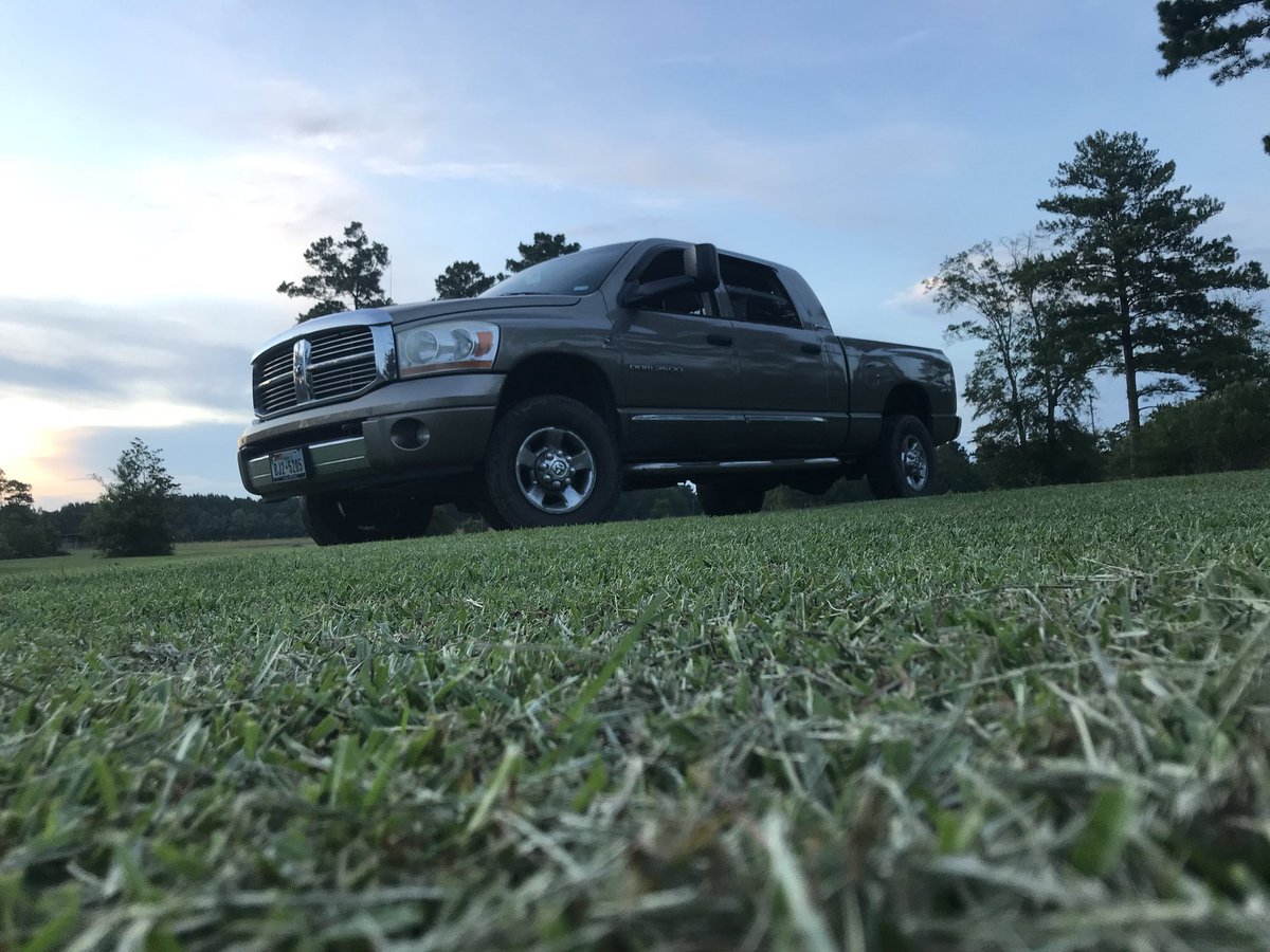 colby_sikes's tweet photo. Why not post the new whip for 2 weeks #stocksaturday @RamTrucks https://t.co/TP0lB1AE7y