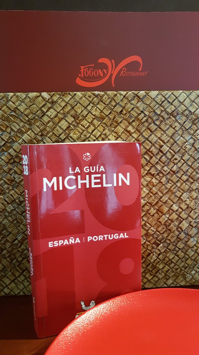 gemaesantiago's tweet photo. @AMIGASTRONOMIKS @AgataAlbero @chupchupchup @bcnTB @BlogHedonista @aralleida @viajesquimelena @Estelamgm @AdQqV @gransreptes @vnvida @viajemochileros @Lichivolador @BacoyBoca @flavorcook @llepadits @bcngourmet_ Noies i nois/ Chicos y Chicas @Fogony a #Sort amb #EstrellaMichellin BRUTAL todo todo #DivinosSabores https://t.co/HJ61DY4d0c