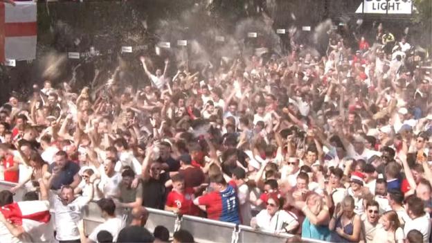 View image on Twitter