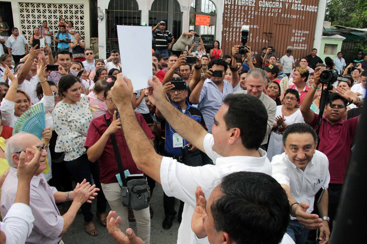 LeonelEscA's tweet photo. @JesusCVidal será un diputado federal que trabajará por el bienestar de todos, sé de su profundo amor por Valladolid y su gran compromiso con el oriente. ¡Seguiremos trabajando juntos desde nuestras trincheras! https://t.co/4DuExY7uyU