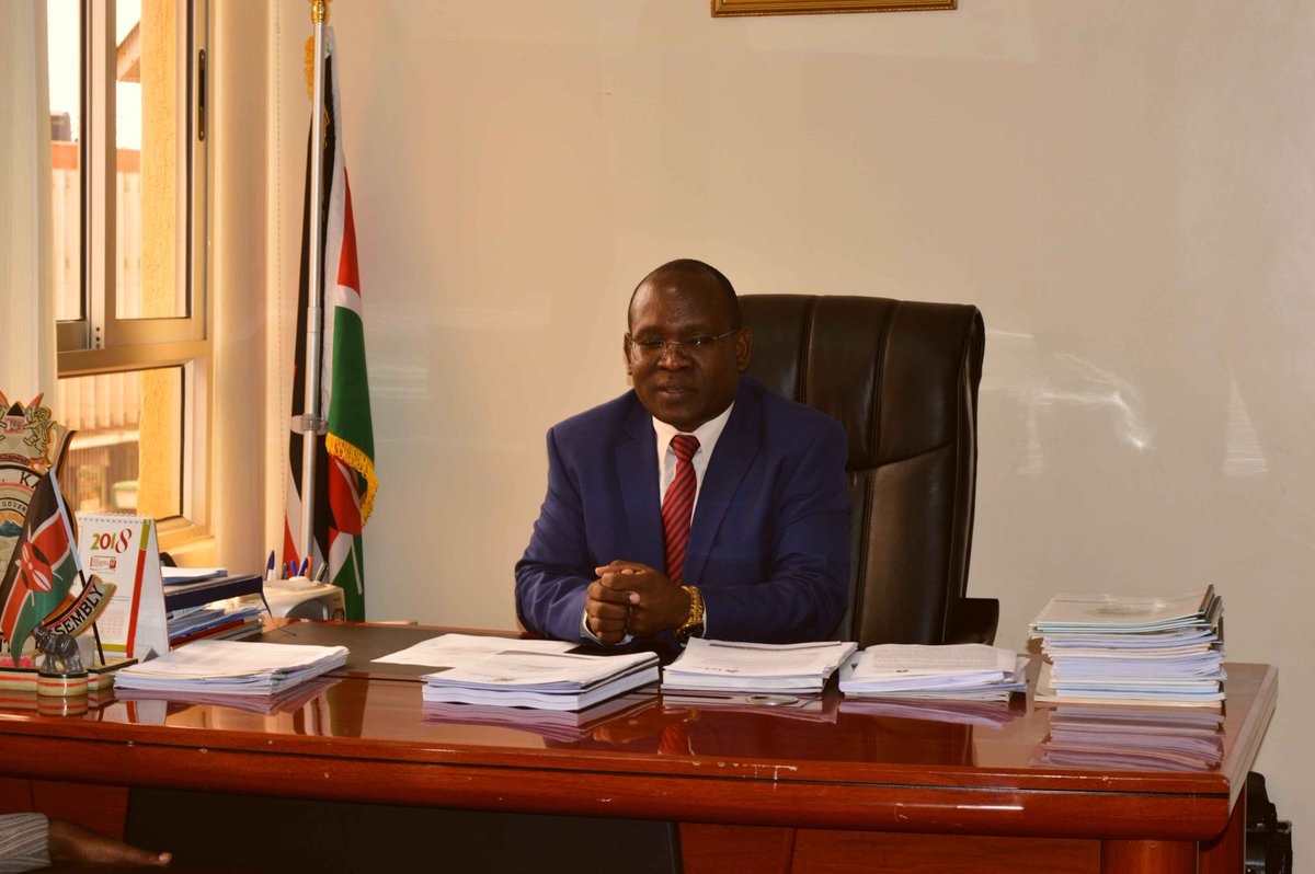 DayMovement's tweet photo. #MovementDayAfrica2018
#aeonmission
#merumission
The Key speaker at MDA2018 Rev. Stephen Mbogo talking to the Speaker of Meru County Assembly about MDA2018.
Have you registered? If not Register now! Log on to https://t.co/CXNRlYk3nh https://t.co/InuCsnxilB