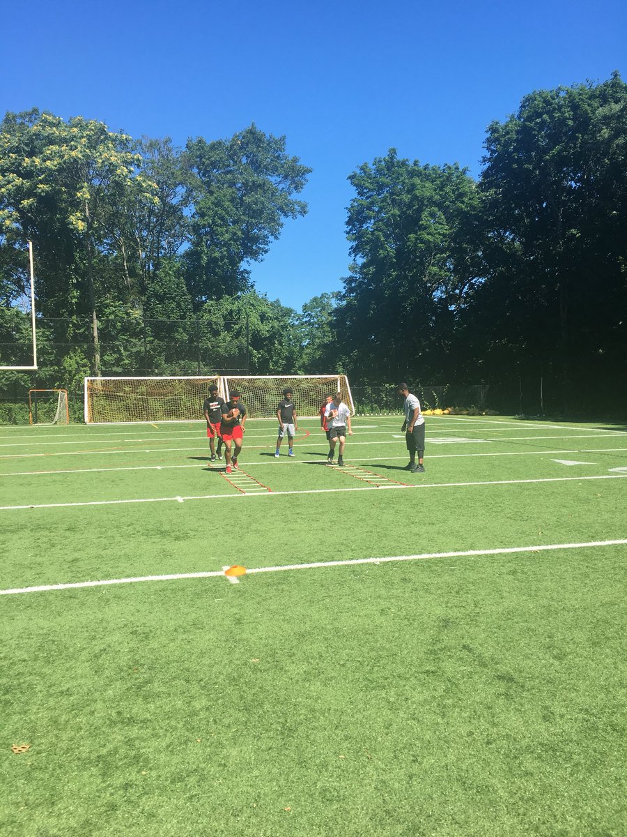 LuHiFootball's tweet photo. Every Journey begins with one step. Great day today for LuHi football and a special thank you @ShamarStephen59 for coming by. Best of luck Shamar @Seahawks camp later this month! #RebuildRespect https://t.co/OhDSx8v9Hj