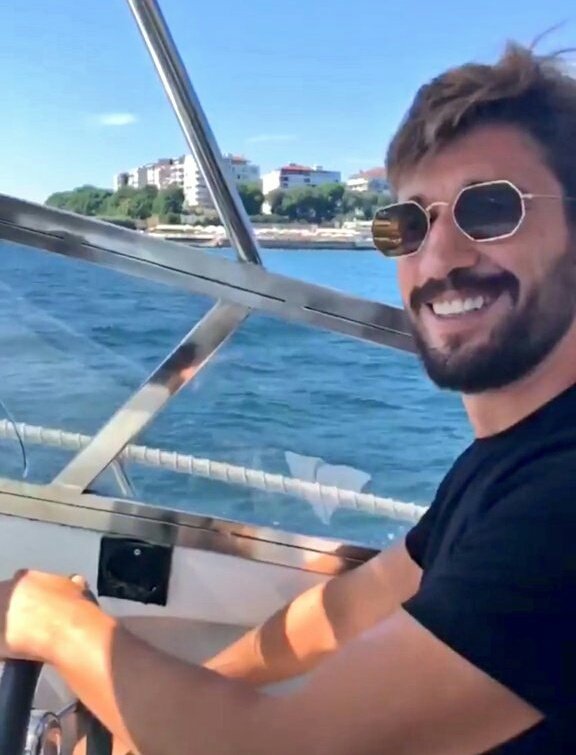 begum1808's tweet photo. Gözlük kardeşliği 😌 @MKKurtOfficial @adem_kilicci #AdMus #mkkfc #akfc #mustafakemalkurt #ademkilicci #Survivor https://t.co/in4NfSYXeN