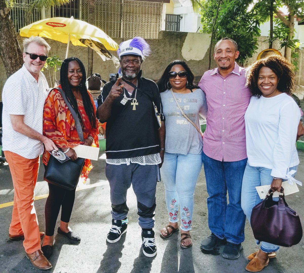MYorke27's tweet photo. #Cool! Touring  Bob Marley Museum in #KingstonJA and meeting #BongoHerman of #Rockers film fame! Asked him how it was working with Horsemouth! He loved that! But really ~ what a cast: Gregory Isaacs, Burning Spear, Big Youth, Jacob Miller &amp; more! #Wahwah  @bobmarleymuseum https://t.co/Mu5J6KFjm5