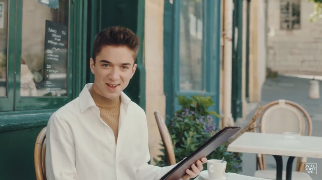 worsehoIland's tweet photo. What a lane 💕💞💗💘💓 #WDWTALK #TALKMUSICVIDEO #TALKWDW https://t.co/H2Uxps0FQm