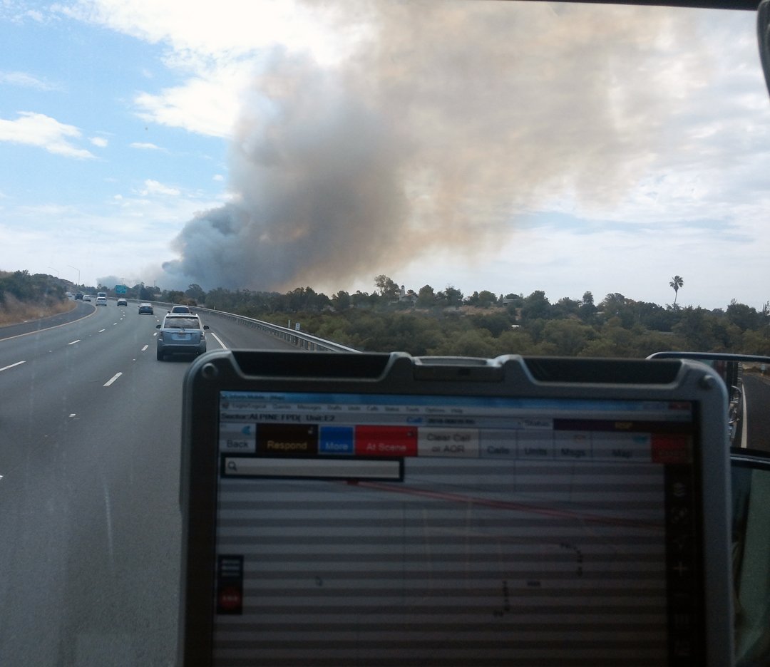 LakesideFire's tweet image. 2/ E27, Chief4801 (Barona); E63, M63 (Sycuan); E6, E7, E8, E9, E10, E11, Batt4302, Batt4308 (Heartland); E38 (Bonita). #AutomaticAid #MutualAid #Teamwork #WestFire