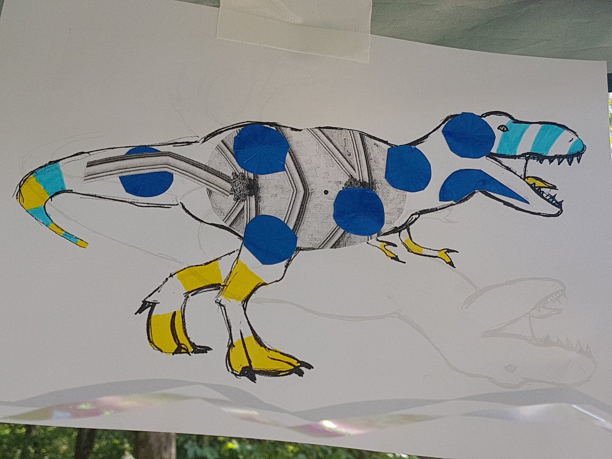ArchitectureFo3's tweet image. With some of the attending children we explored different architectural styles such as brutalism and neo-classicism through the medium of dinosaurs!