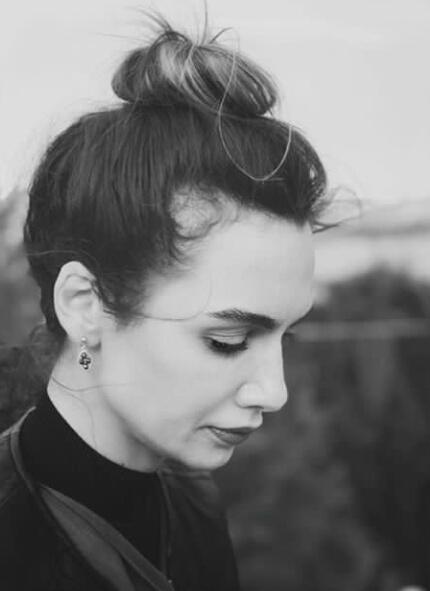 #KraliçeBirceAkalay