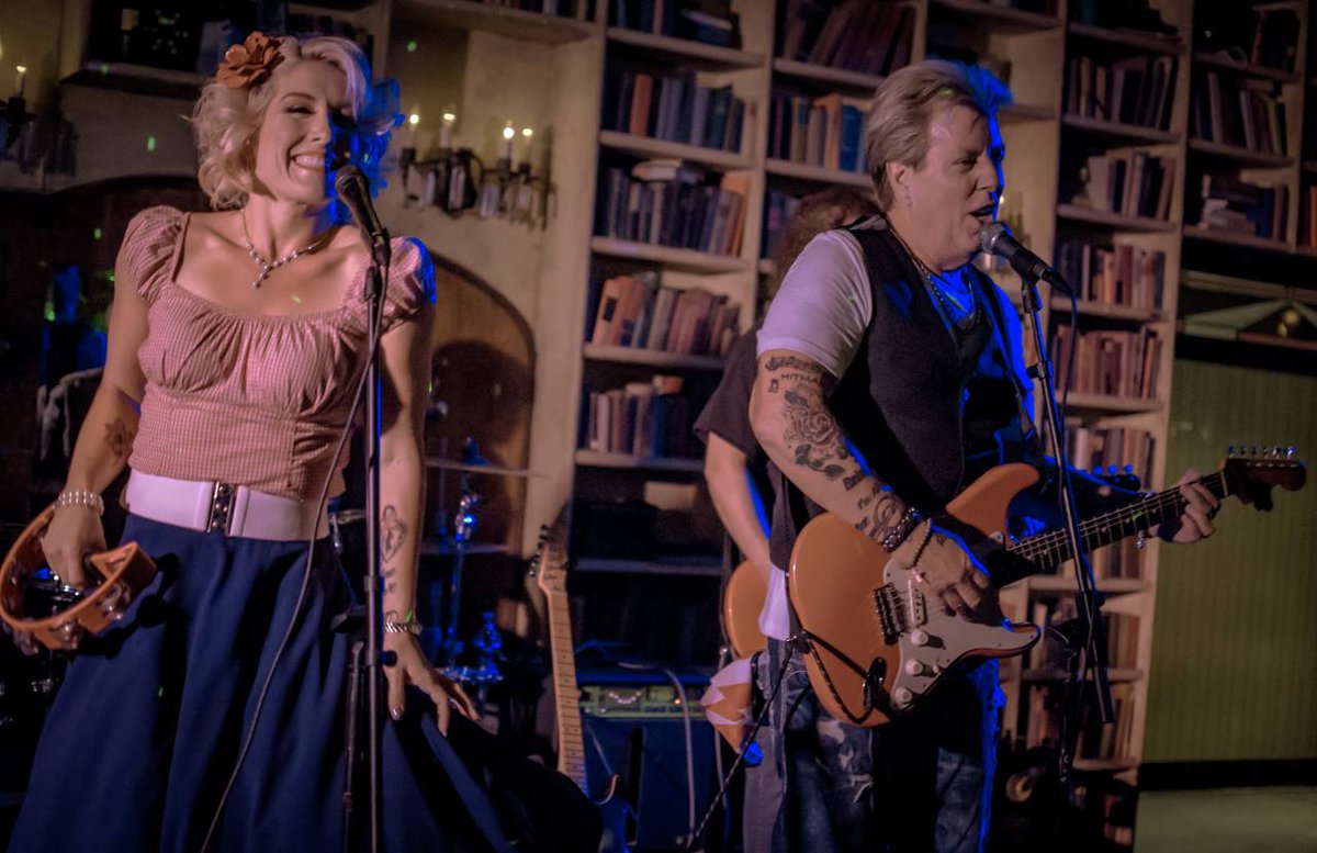 YMAssociates's tweet photo. The Swansons , Alternative Country Rock-Pop husband-wife duo performed live at The Study Hollywood on Fri  July 7, 2018
#PhotoCredit #RichardoHPhotography 
@SwansonsJoe  @SwansonsAngie #TheSwansons #SwansonMusic #CountryRockPop #CountryRock #Country #husandwifeduo #TheStudy #YMPR https://t.co/85WPpYE9w0