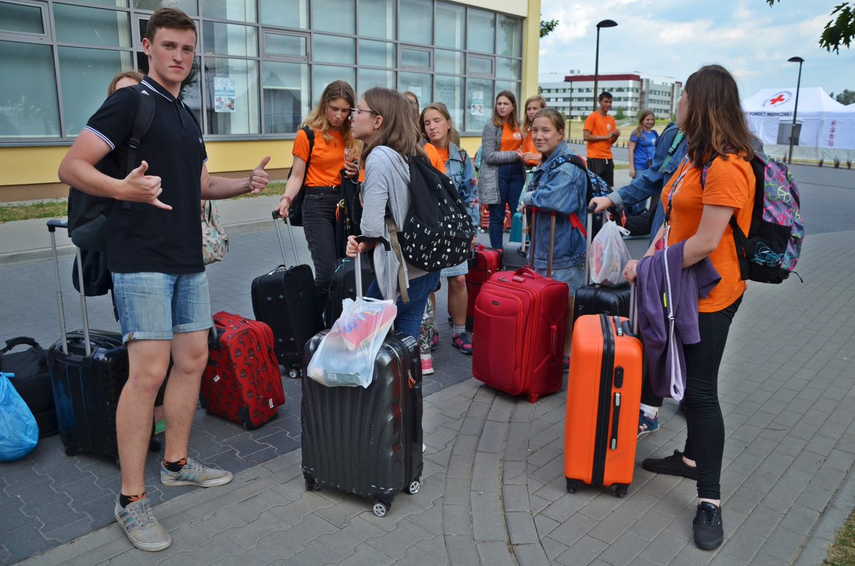 Pierwsze grupy dzieci i młodzieży ze Wschodu na Jubileuszowej 30. Parafiadzie. parafiada.pl #parafiada #pijarzy