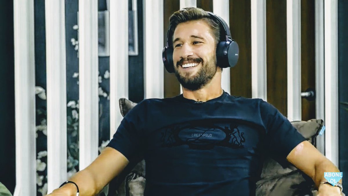 SwordsmanAdem6's tweet photo. Bu nasıl bi tatlılık sen boksörsün kendine gel 💙🍁🥊
#survivor2018 #ademkilicci #akfc @adem_kilicci https://t.co/UOzg9SEuG5