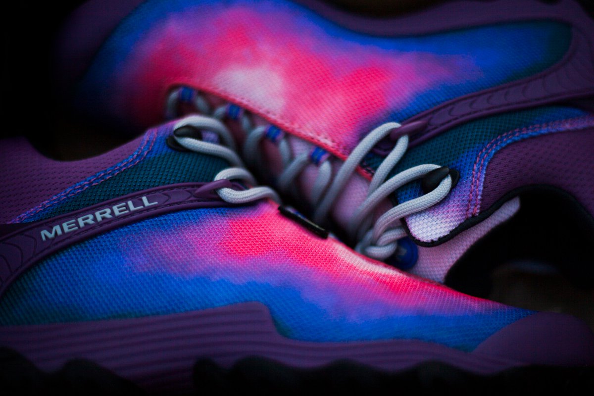 KidKelci's tweet photo. My friends @merrellcanada really outdid themselves with this one!!! I loved my Chameleon 7’s but got so excited to see the Gore-Tex addition to the new Storm model. I can't wait to break them in! 💕💜 #merrellcanada #chameleon7storm #chameleon7 #createyourtrail https://t.co/iWqd2jPygB