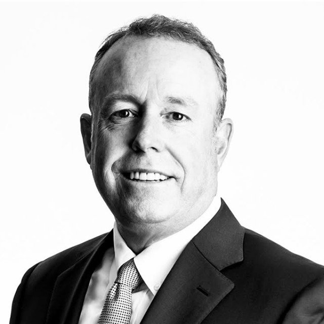 MissionToRun's tweet photo. #blockchain entrepreneur vogue RT @TBlockchainS: Ex-Microsoft COO Kevin Turner emerges at helm of secretive blockchain startup co-founded by former Myspace CTO - GeekWire https://t.co/mtA3g0GzSI https://t.co/xczwqXEIDq