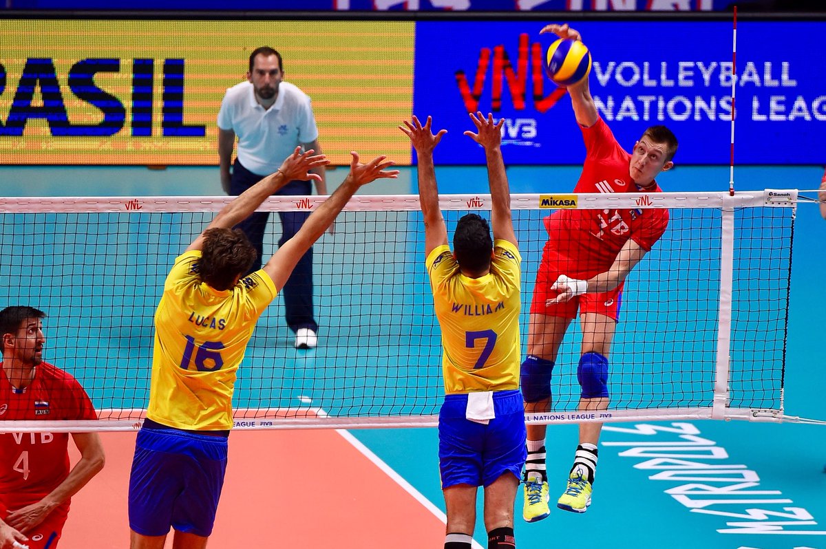 #VNL’de ikinci finalist Rusya! 🇷🇺
Rusya 🇷🇺 3 - 0 🇧🇷 Brezilya
(25 - 17, 25 - 18, 25 - 14)

🇷🇺
Maxim Mikhaylov 12 sayı.
Dmitry Volkov 11 sayı.

🇧🇷
Wallace De Souza 8 sayı.
Douglas Souza 7 sayı.

#VNL #MilletlerLigi #Voleybol