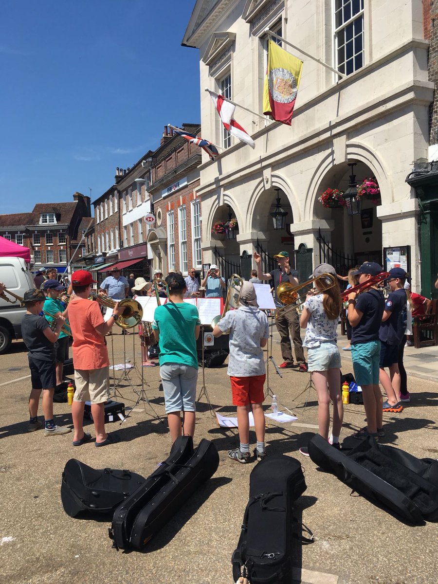 Laura Massey (@lauracmassey) | Twitter