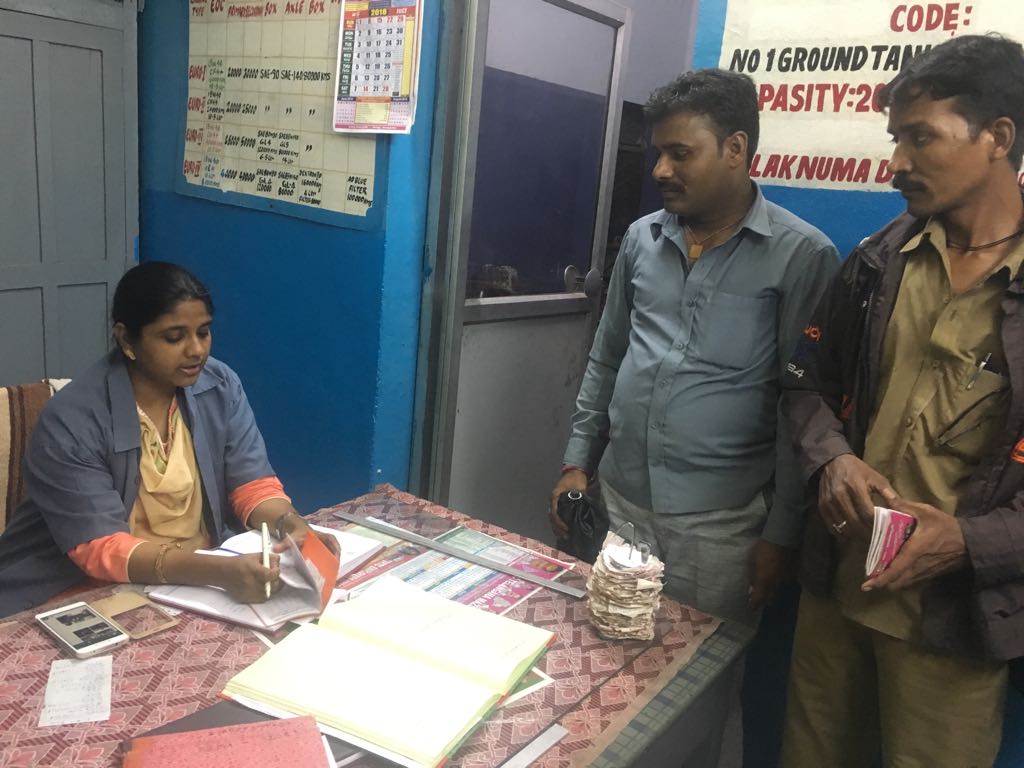 ParimalaSudha's tweet photo. Counselling of drivers by Dm Fm https://t.co/hgOTUx97ph