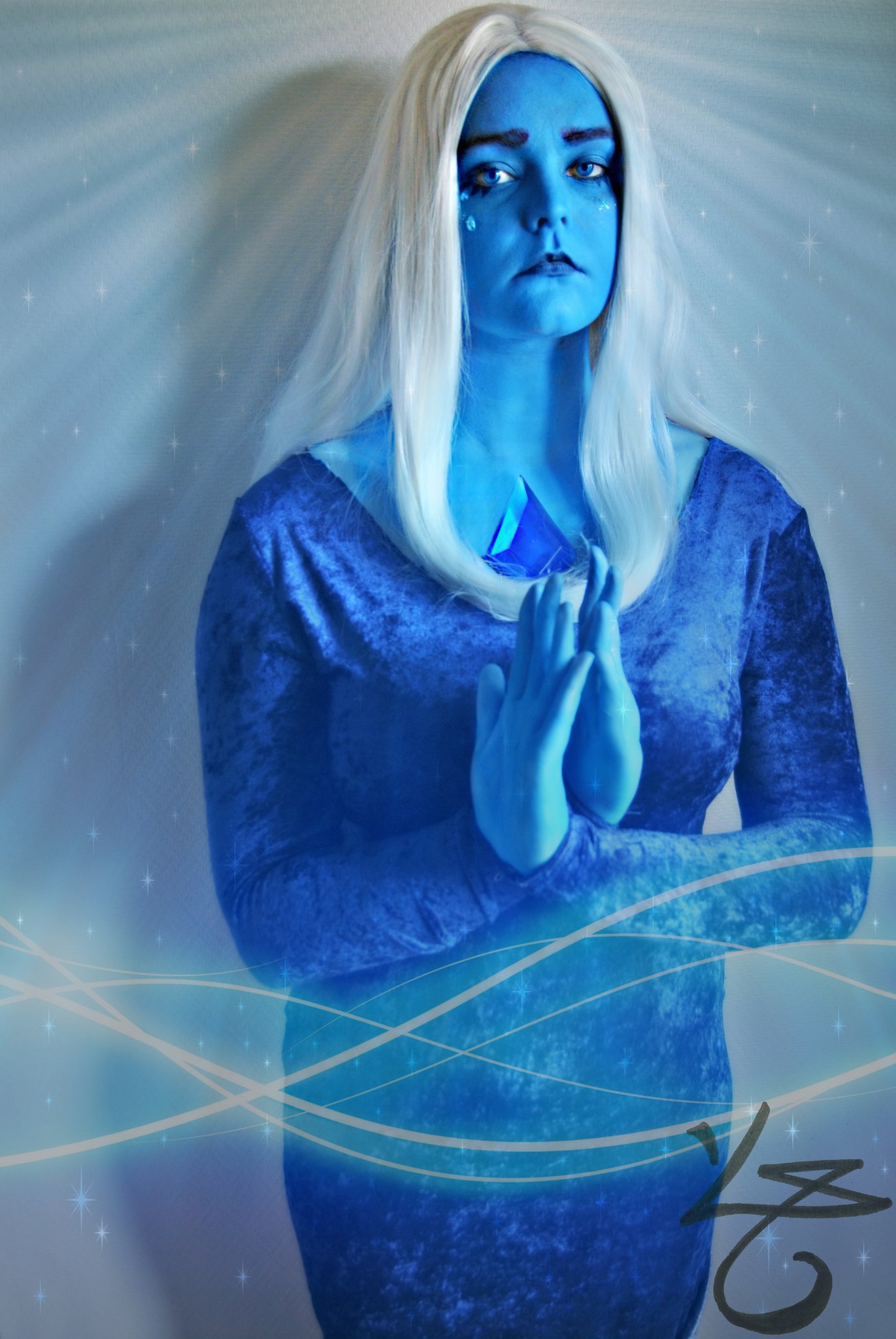 I ha dra on X SADNESS I am absolutely loving this Steven Bomb week And was so inspired to go edit a new photo of Blue Diamond Gem by HamsterParade stevenuniverse stevenuniversecosplay cosplay bluediam...
