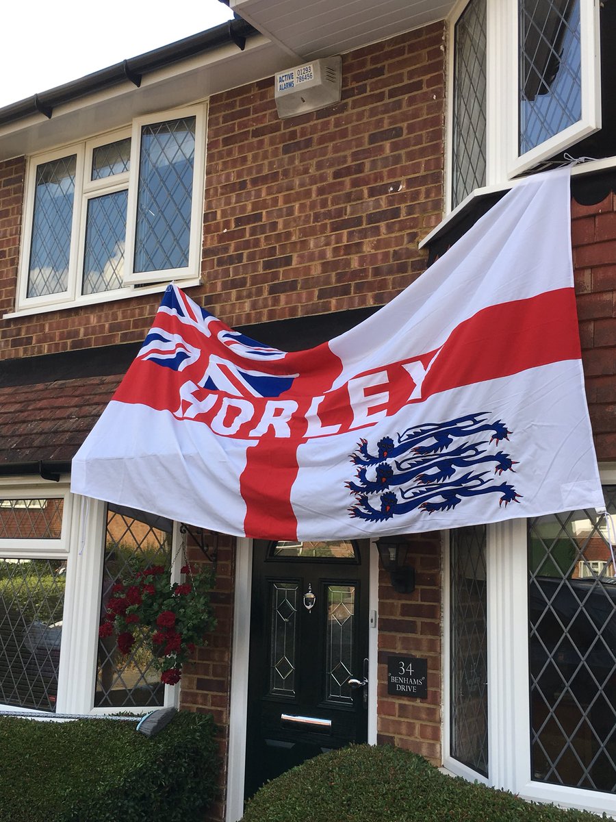 Couldn’t resist it #EnglandvSweden #horley