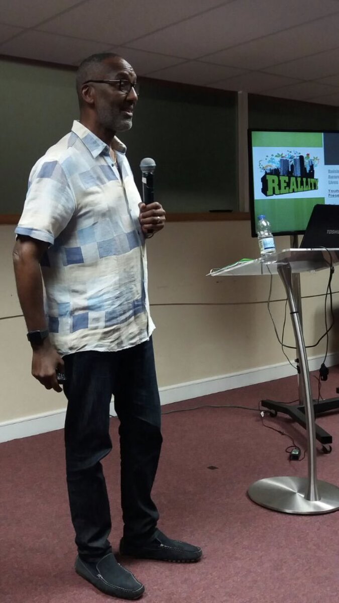 LeroyLogan999's tweet photo. It’s great to be invited by another church that wants to know how they can recognise the trauma young ppl are suffering #ACEs & work in the community w/ sustainable solutions to prevent &/or reduce violence. #TrinityChapel in Newham has the leadership to bring in a #ParadigmShift https://t.co/mtd7aPPoFc