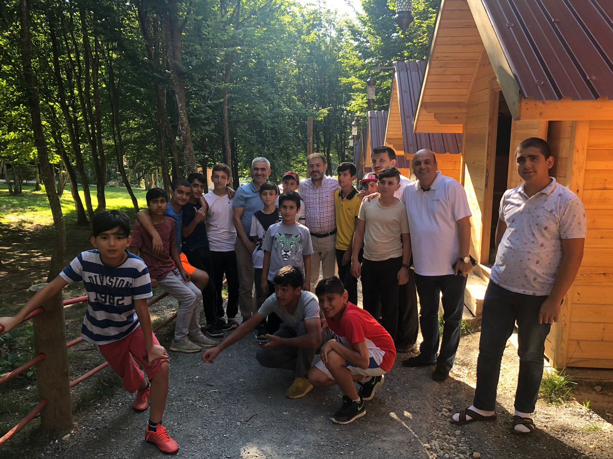 mdnytyolvakfi's tweet photo. Medeniyet Yolcuları Vakfı Yönetim Kurulu Başkanımız Sn. Mehmet Genç, Başkan Yardımcılarımız Sn. Hüseyin Aydoğdu ile Sn. Erol Nayır ve Yönetim Kurulu Üyesi Sn. İbrahim Kabakçı Kocaeli Aytepe Diriliş Kampı'mızda eğitmenlerimiz ve öğrencilerimizle bir araya geldiler. https://t.co/4bKAF5o2OV