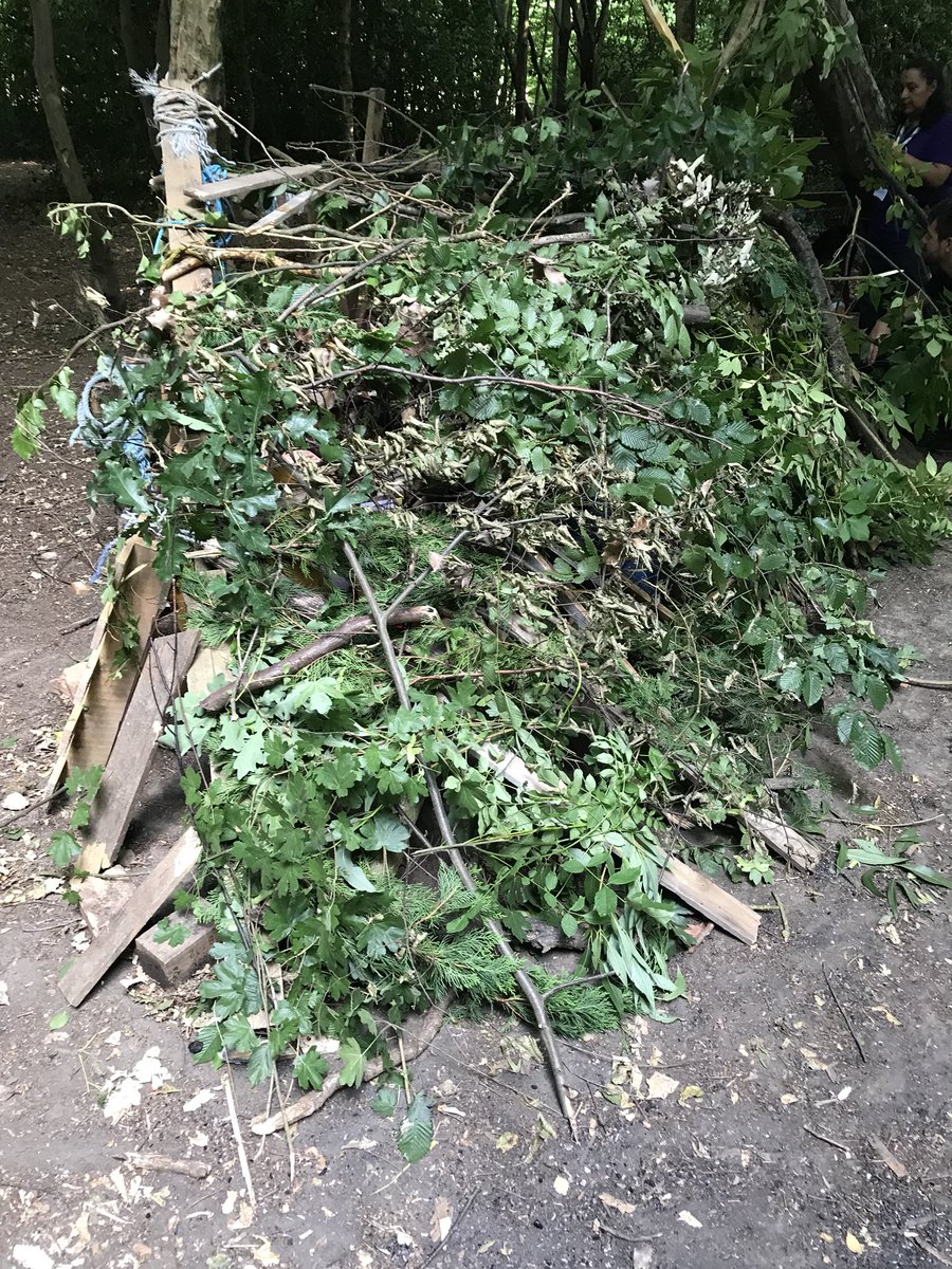 7thwalthamstow's tweet photo. Thank You @Belchamps for an enjoyable day.  Our #scouts have learnt many new #skillsforlife working towards their #survivalskills badge today 🔥 #iScout #belchamps #bushcraft #bushscout https://t.co/0MEix4j1Ta