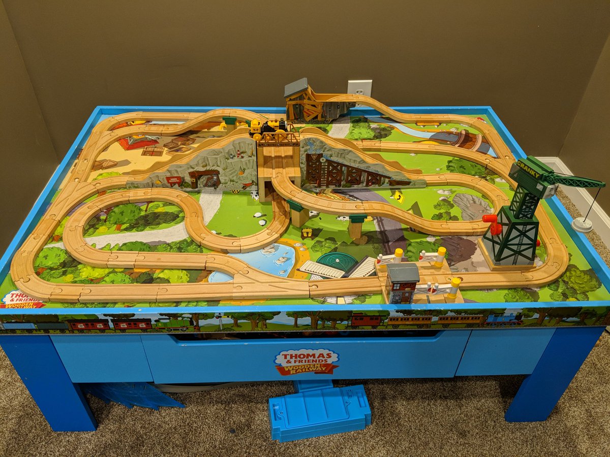 JoeyGiangola's tweet photo. When this might be your biggest achievement of the weekend.

Anyone that's tried knows what I'm talking about...

#ThomasTheTankEngine #TrainTable  #MaximizedSpace https://t.co/xSf4dWyUm3