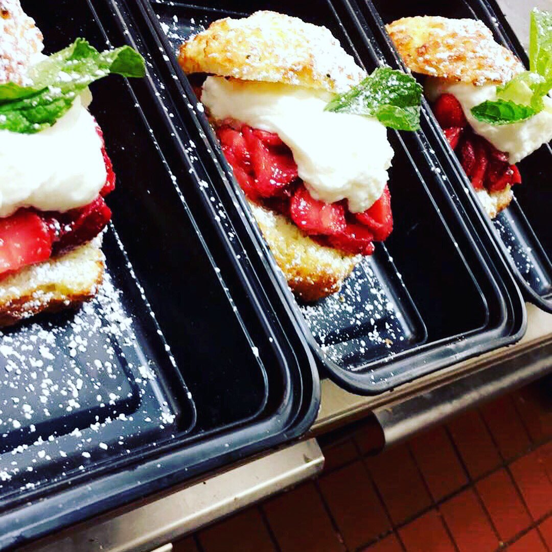 #strawberryshortcakes is on the menu #goodeat what you have a taste for