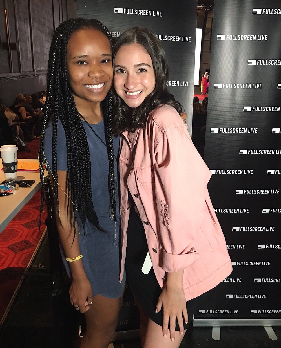 puturphoneawayy's tweet photo. SHE’S FLAWLESS https://t.co/RnXFJ30CUH