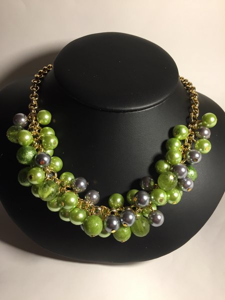 g_handmade's tweet photo. Beautiful stylish pearl Chain Trendy Necklace for the modern fashionista  !! 

Shop Here : https://t.co/G1AXfwDMzK  

Visit: https://t.co/eHB3qnEtPi 

#Fashion #Stunning #Latest #Gorgeous #Handmade #Jewelry #WorldChocolateDay #RUSCRO #Beads #BeadedJewelry https://t.co/jbXf7bTpZu