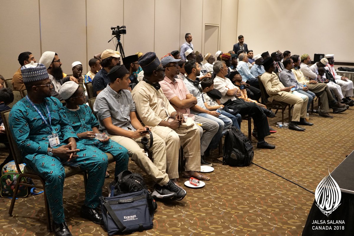 Jalsa_Canada's tweet photo. Pan-Africa event hosted by representatives from London Markaz at Jalsa Salana Canada
#JalsaCanada #PathwayToPeace https://t.co/CmoiW0KzaS