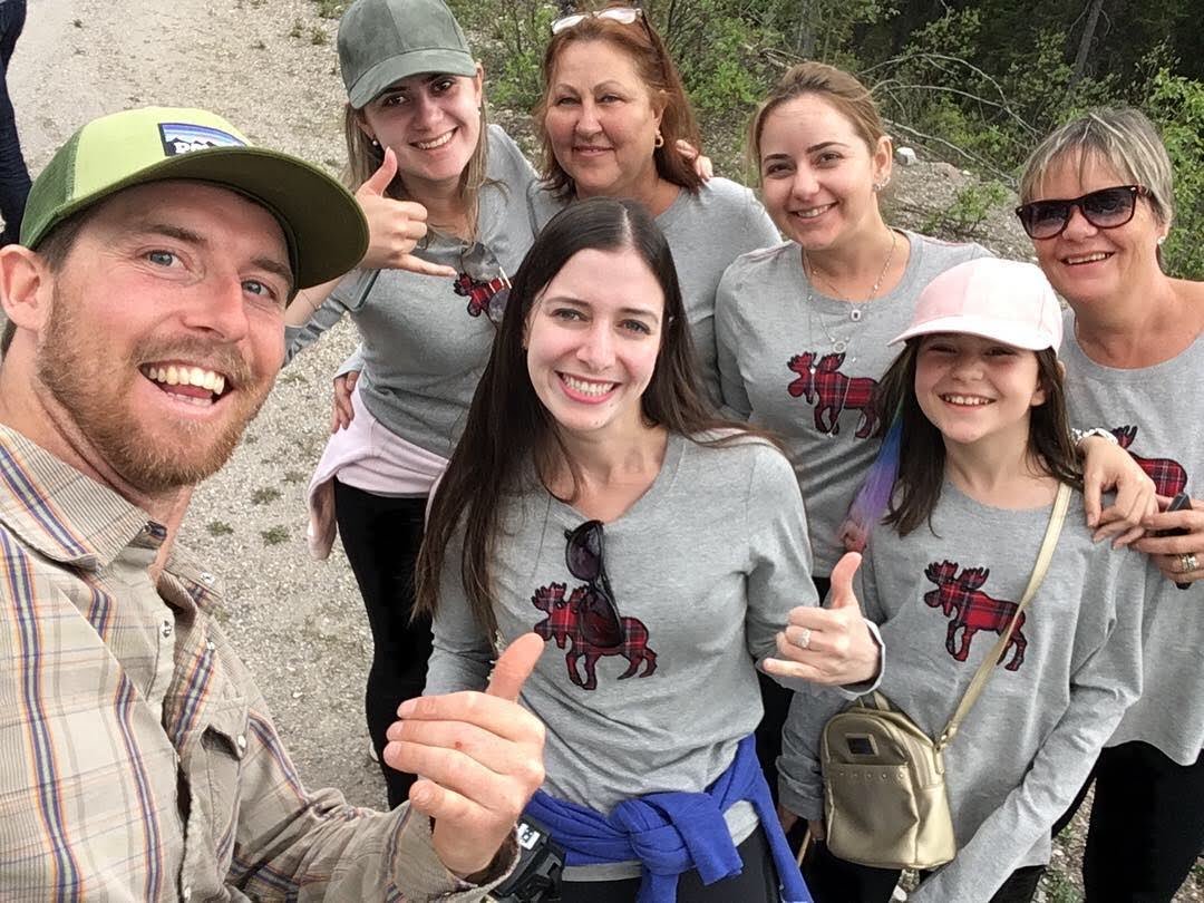 interpguides's tweet photo. Looking for work as an Interpretive Guide in Jasper this summer? @DiscoverMaligne has an immediate opening. Staff accommodation available. #interpretiveguides https://t.co/EfQM2c6FAQ