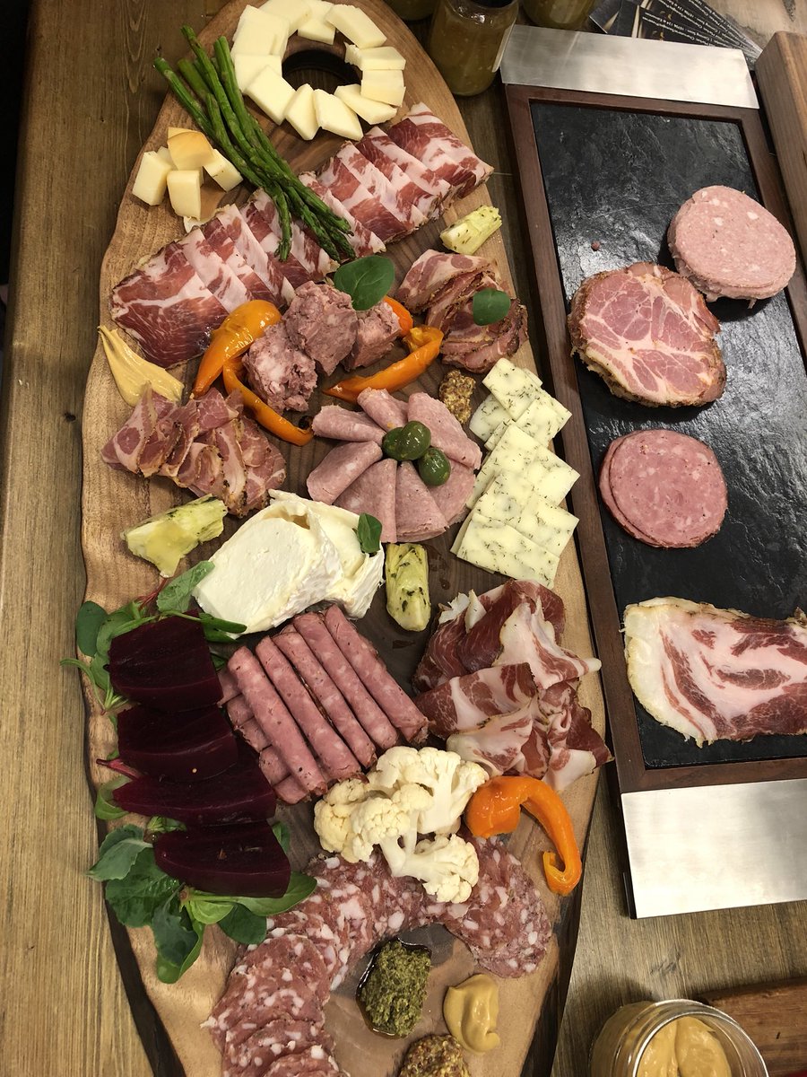 yegconvention's tweet image. We had expert charcuterie crafters in our house tonight! Look at these incredible spreads made by our guests this evening!!!

#yegcharcuterie #yegevents #yegdates