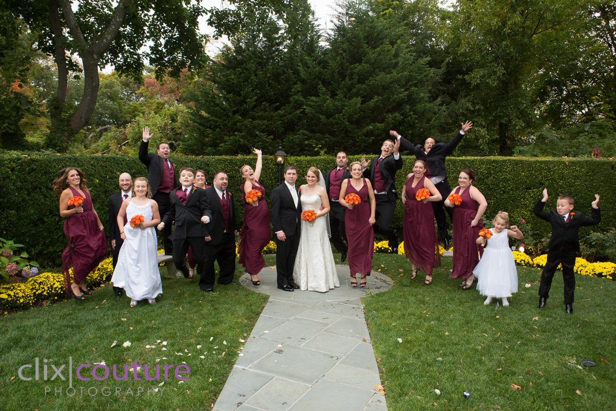 All that excitement because its finally the weekend! #ido #bride #groom #weddingdecor #weddingphotography #nyweddingphotographer #longislandweddingphotographer