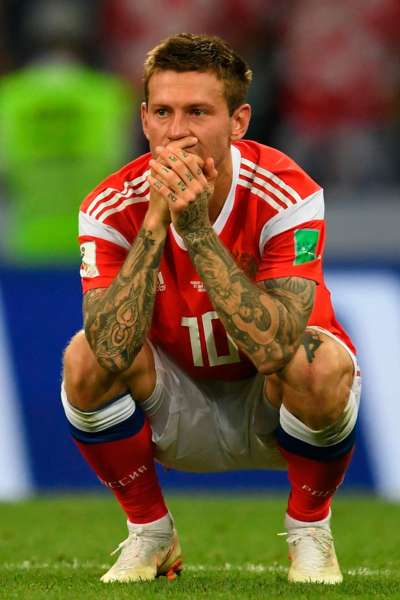 BleacherReport's tweet image. Heartbreak for the hosts 💔