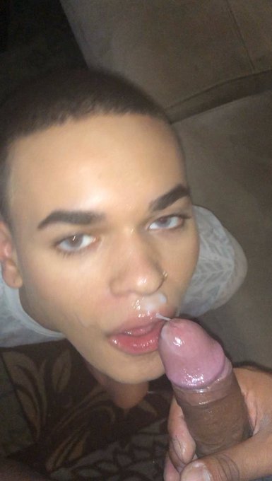 I got super sexy cum facial today.. Check it out!  https://t.co/iidWr1r0zy https://t.co/AJ78ozPKwL