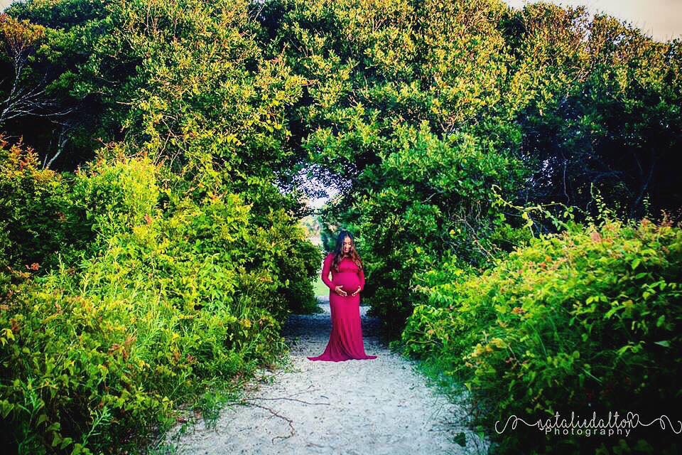 TimNatPhoto's tweet image. This stunning mama to be is glowing! #nataliedaltonphotography 
#photography #photographer #maternityphotography #maternityphotographer #newbornphotographer #newbornphotography #familyphotographer #familyphotographer #myrtlebeachphotographer #myrtlebeachphotography