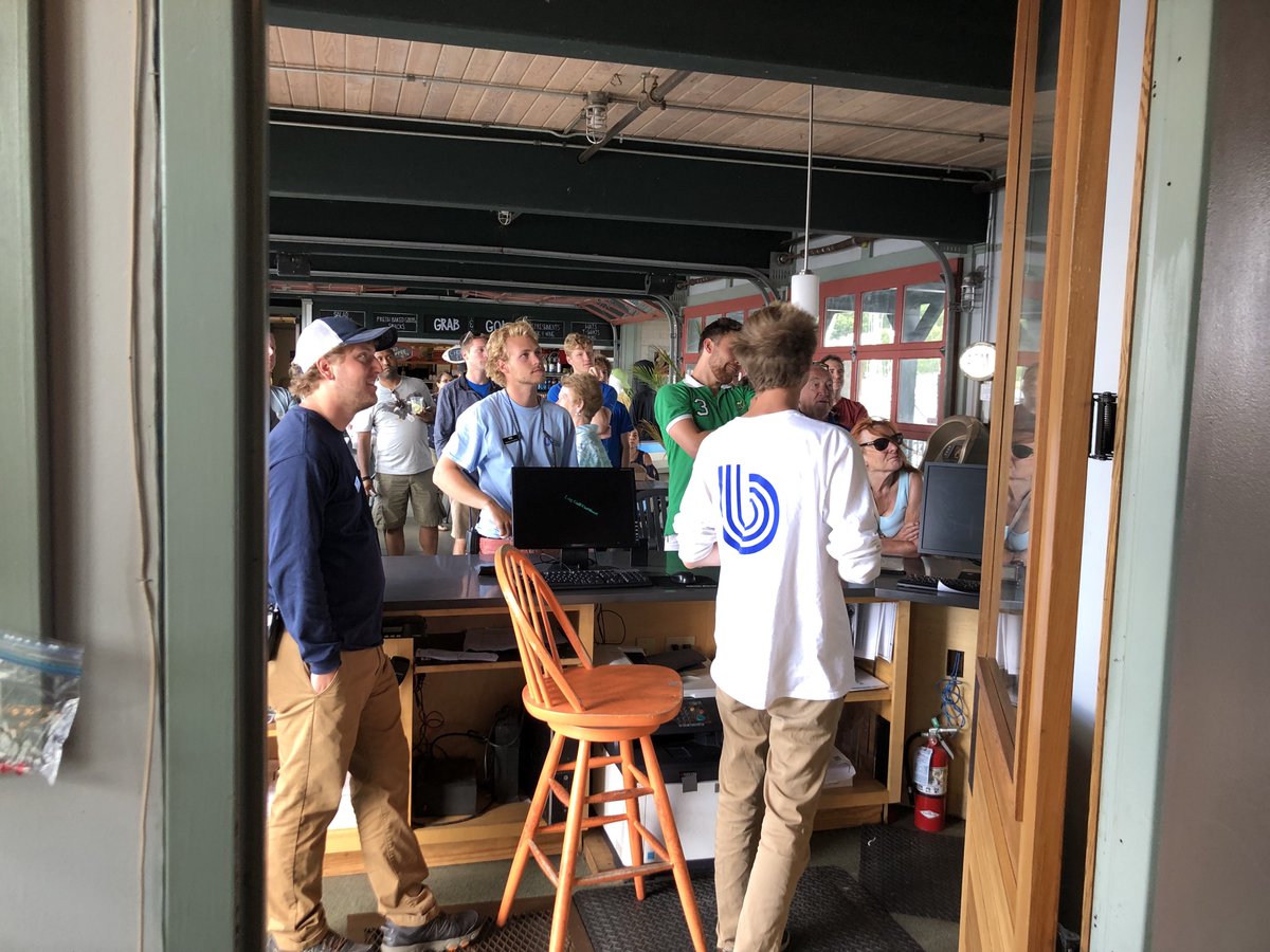 We don’t usually play #futbol here at the Boathouse, but when we do, we draw a crowd!
#worldcup2018 #boathouse #burlingtonvt #makeshiftsportsbar #wherewasUSA