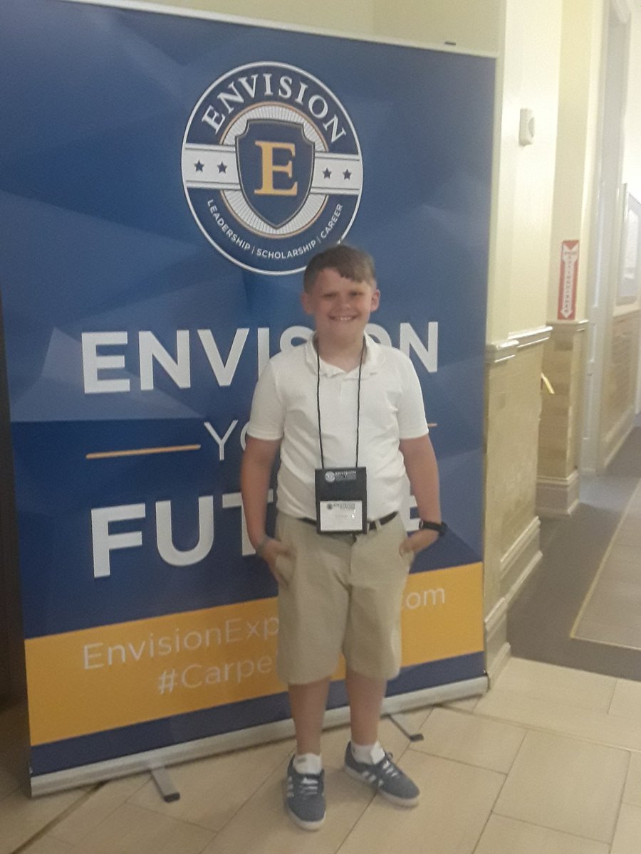 megidie's tweet photo. DJ is ready to #carpefuturum at Envision STEM Philadelphia! Proud #STEMparent https://t.co/JjVklVGJVG