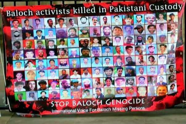 ZeenabBaloch's tweet photo. “by the #Pakistani military”
“Our schools and colleges have been changed into a military camp”
More than 40000 #Baloch abducted &amp; 1000 killed.
“All the evil parliamentary are involved “We will boycott the Pakistani election in occupied #Balochistan ...”
#NoElectionsInBalochistan https://t.co/5glSzx3U0A
